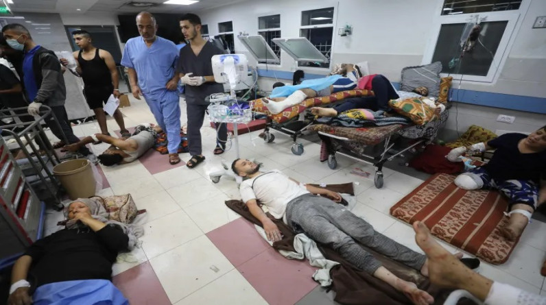 الإذاعة الإسرائيلية: لا مؤشرات على وجود أسرى داخل مستشفى الشفاء